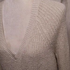 Lucky Brand Womens Medium Cream Pullover V Neck Sweater With Gold Threads